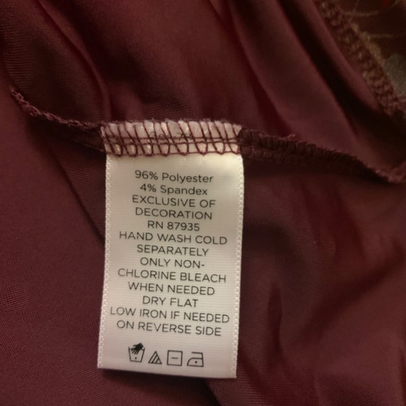 Burgundy/Red-colored leaf floral & sequined party/holiday/sparkling blouse - Picture 6 of 8